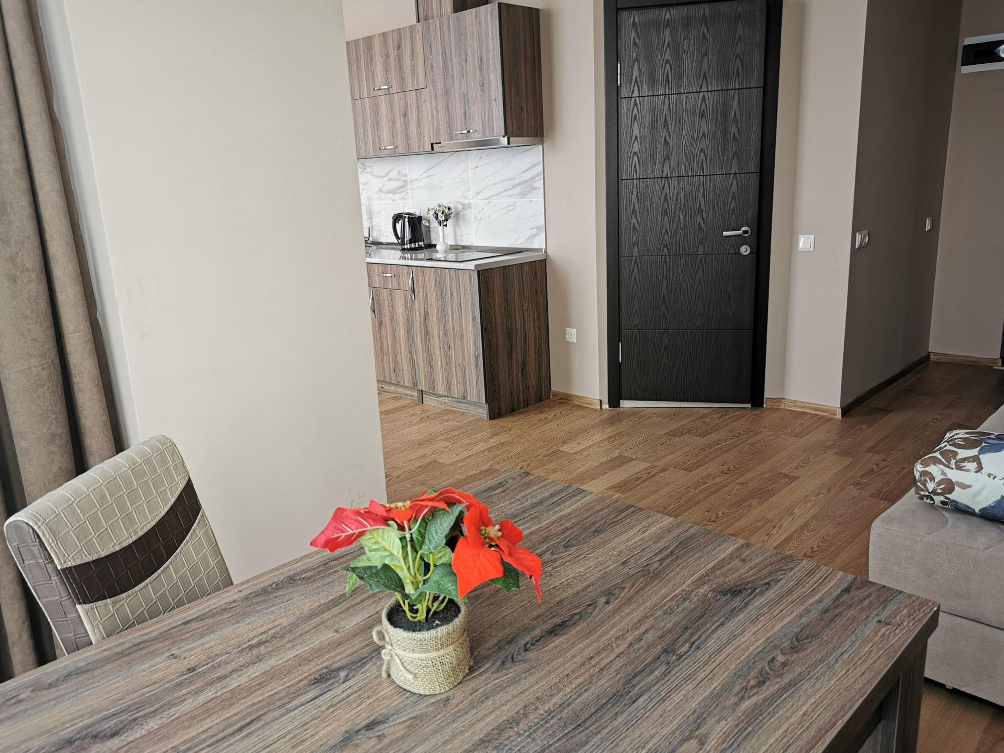 Aqua Batumi Hotel & Apartments Exterior photo