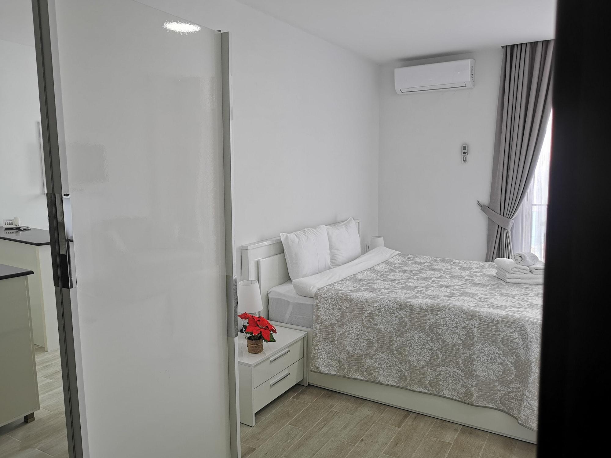 Aqua Batumi Hotel & Apartments Exterior photo
